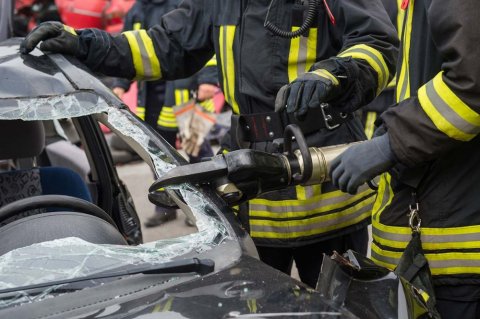 ALGALÉ met à disposition des épaves de véhicules pour les sapeurs pompiers à Hoenheim